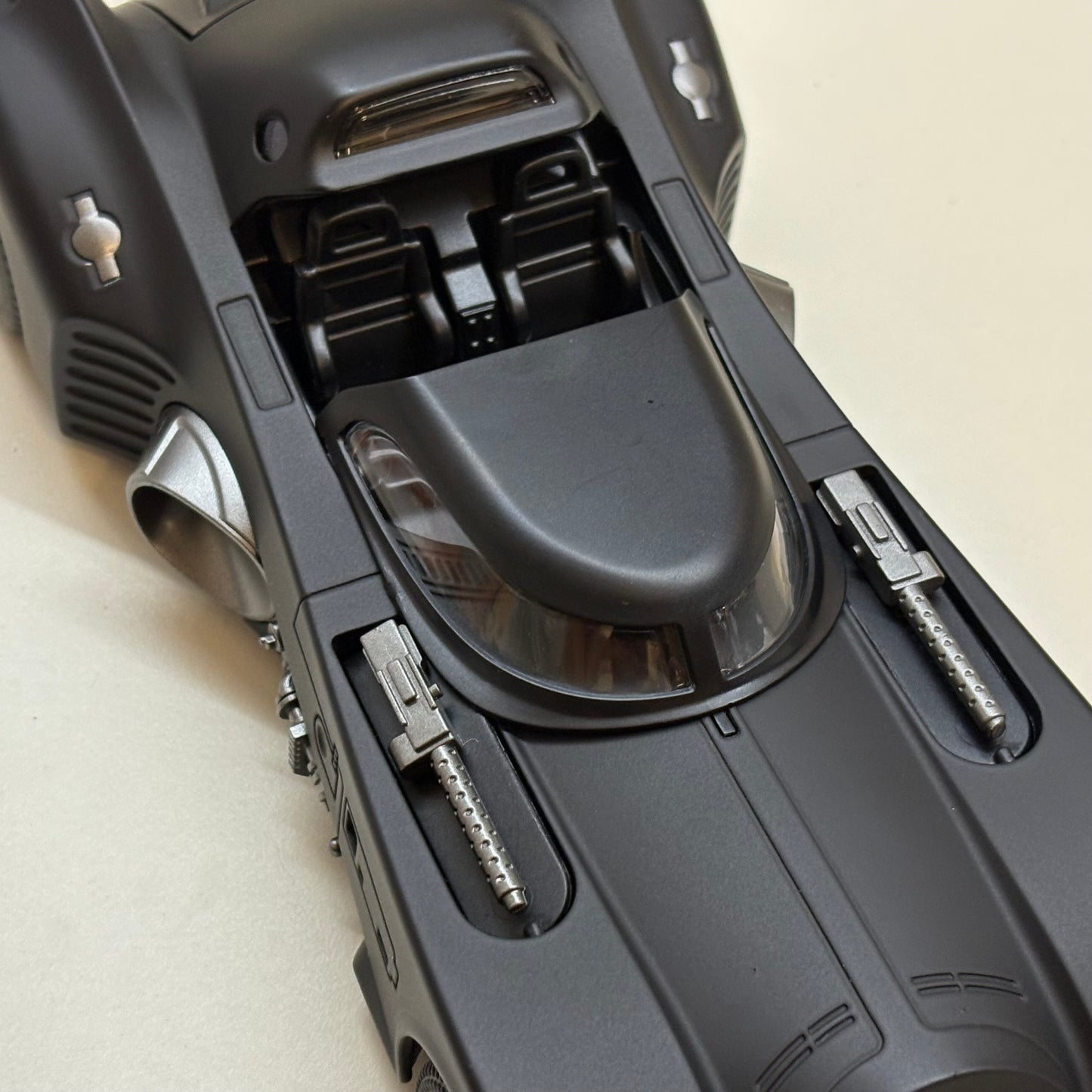 QY Toys Batman 1989 Batmobile DC 1/24