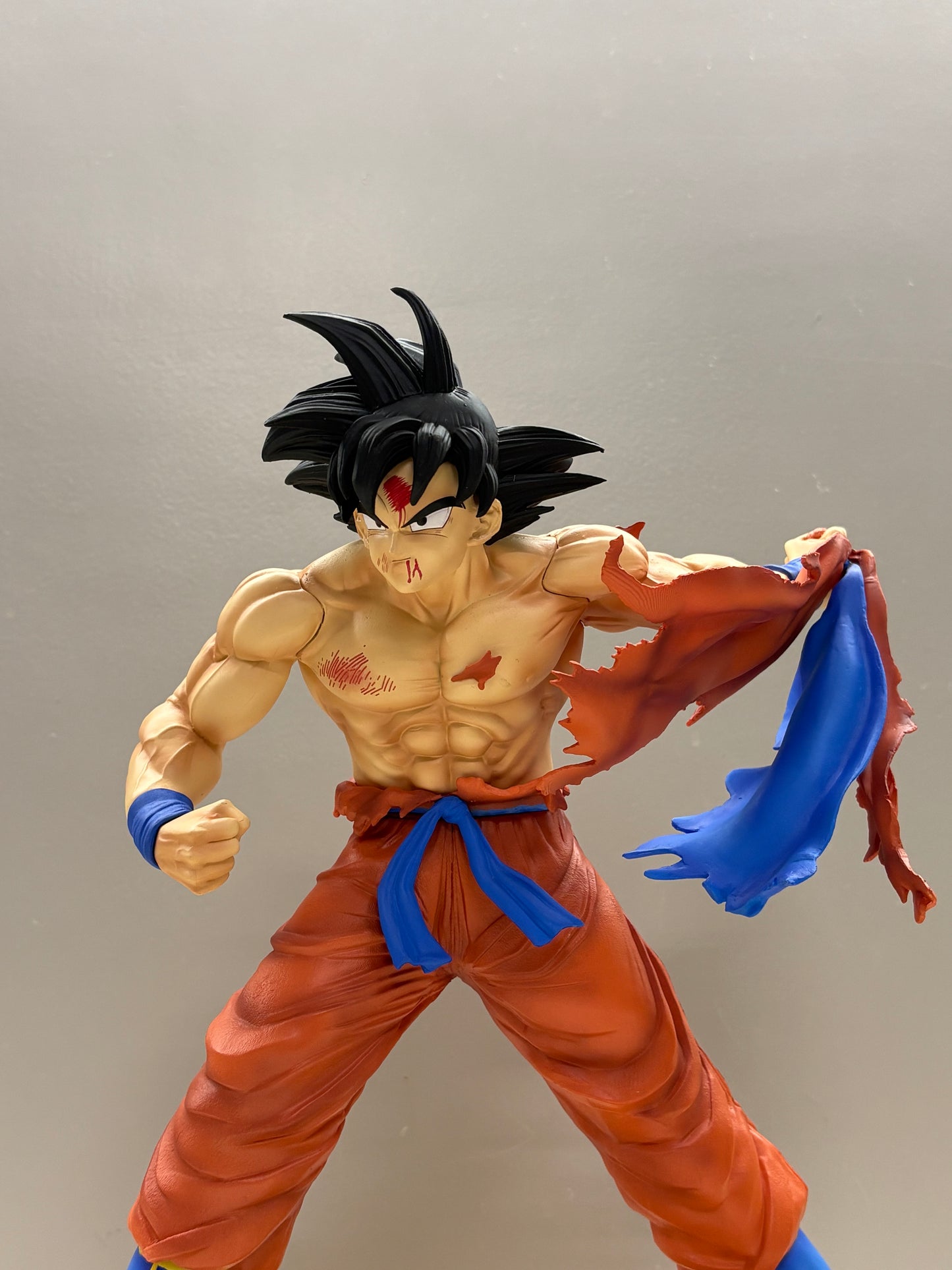 Dragon Ball Z Goku tearing clothes