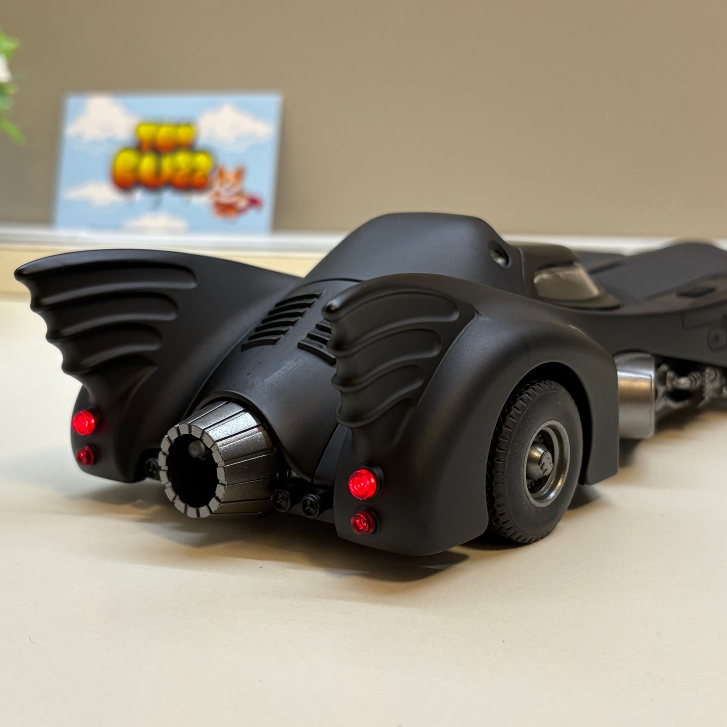 QY Toys Batman 1989 Batmobile DC 1/24