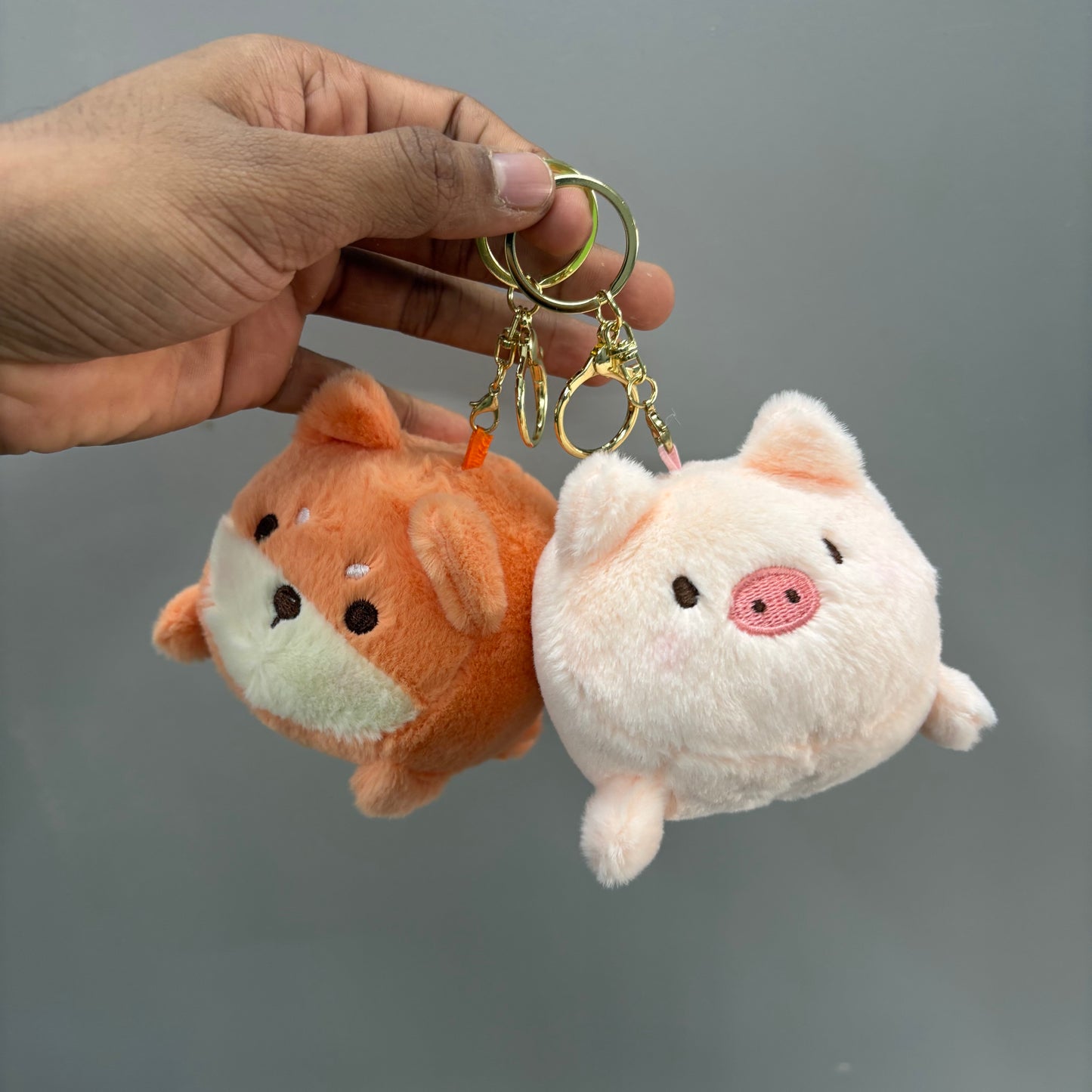 Cute Rotating Tail Plush Keychain (Pull-String Action)