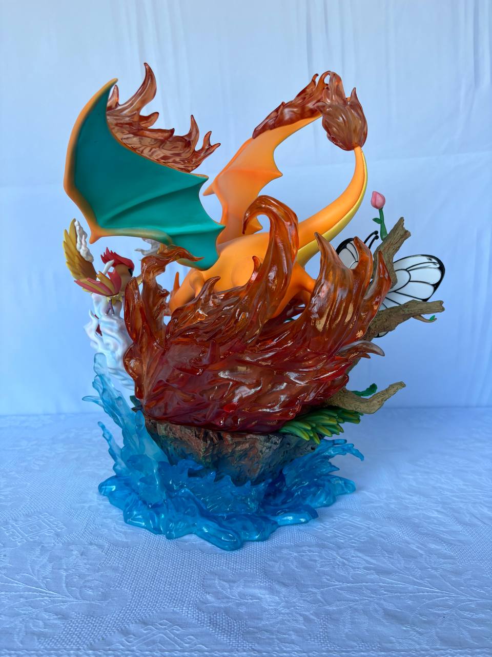 Ash with all Pokemon Figure | Charizard, pikachu , square| 41cm | Premium figure