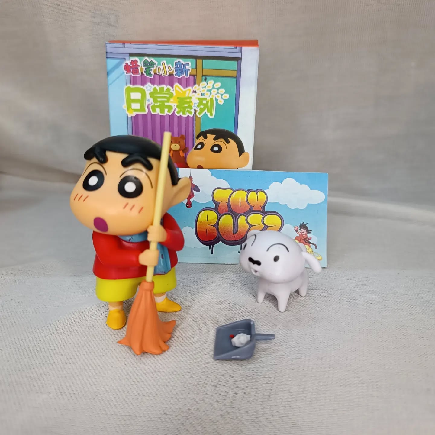 52Toys Shinchan Set
