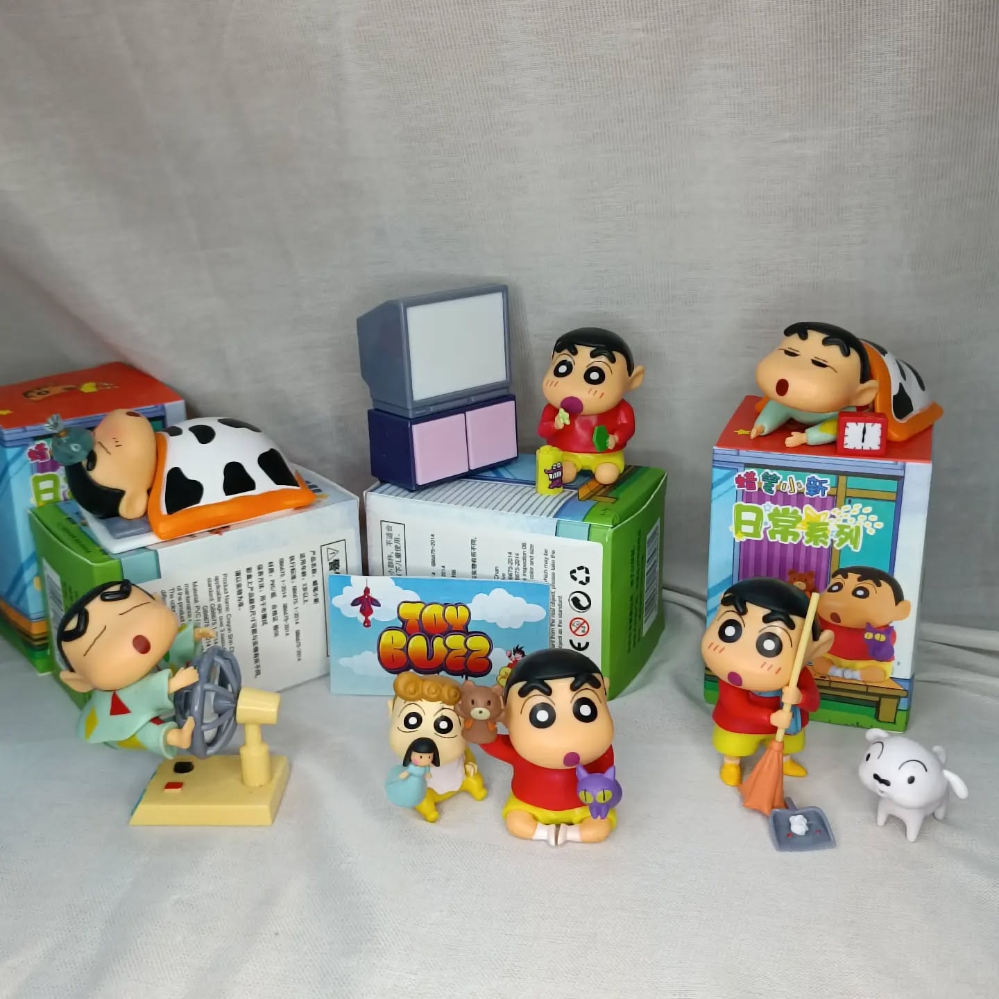 52Toys Shinchan Set