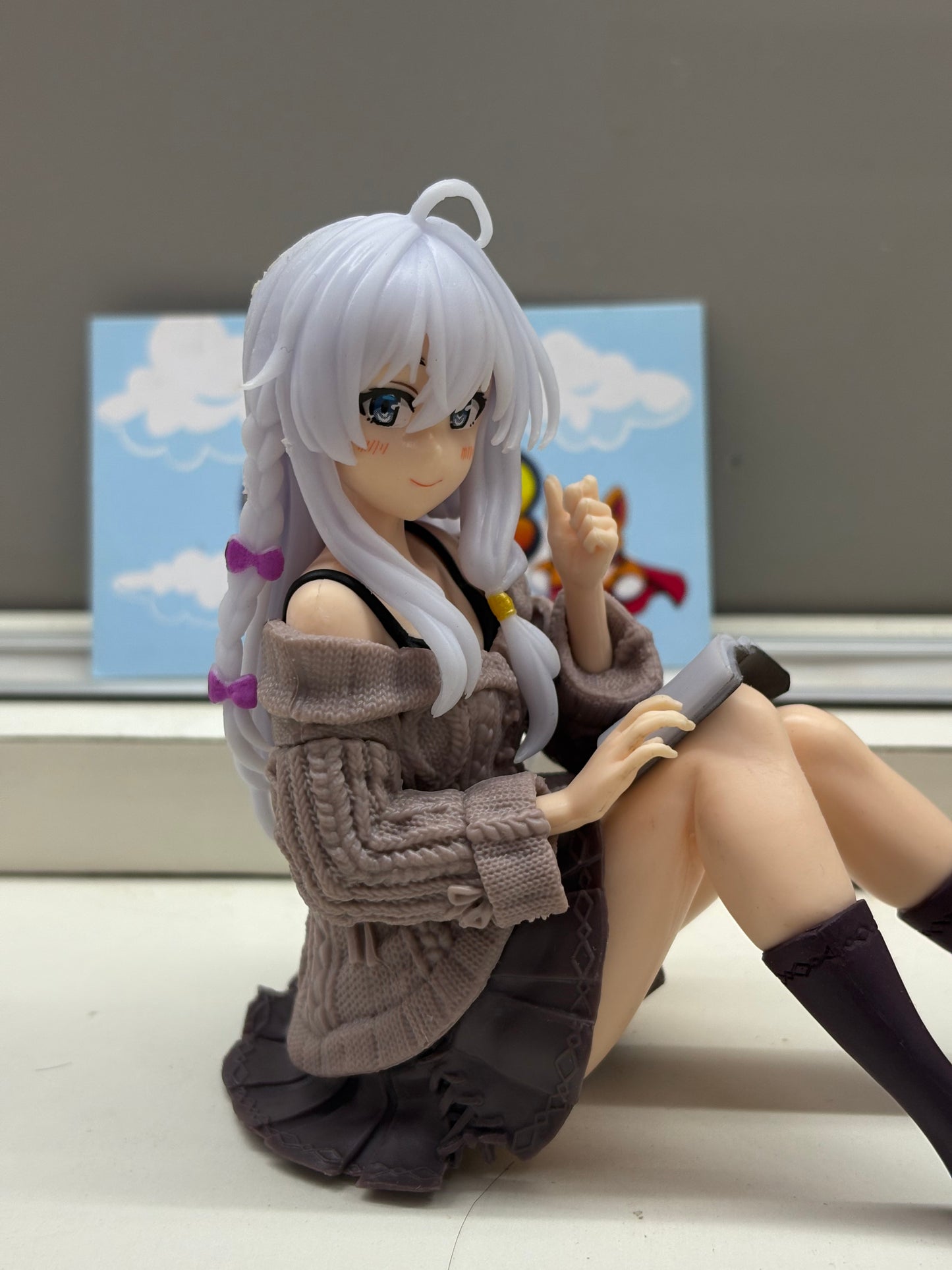 Wandering Witch: The Journey of Elaina Desktop Cute figure.