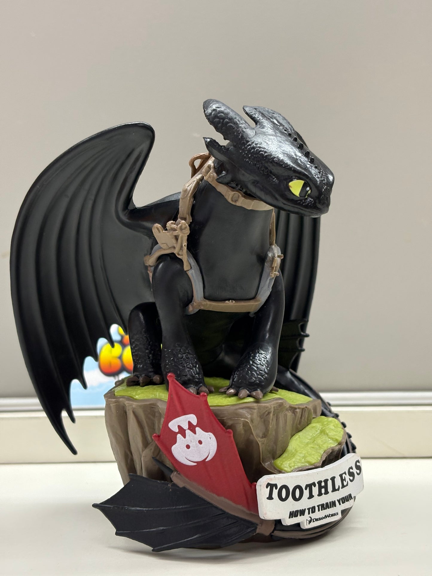 Toothless Statue from the movie How to Train Your Dragon 2.