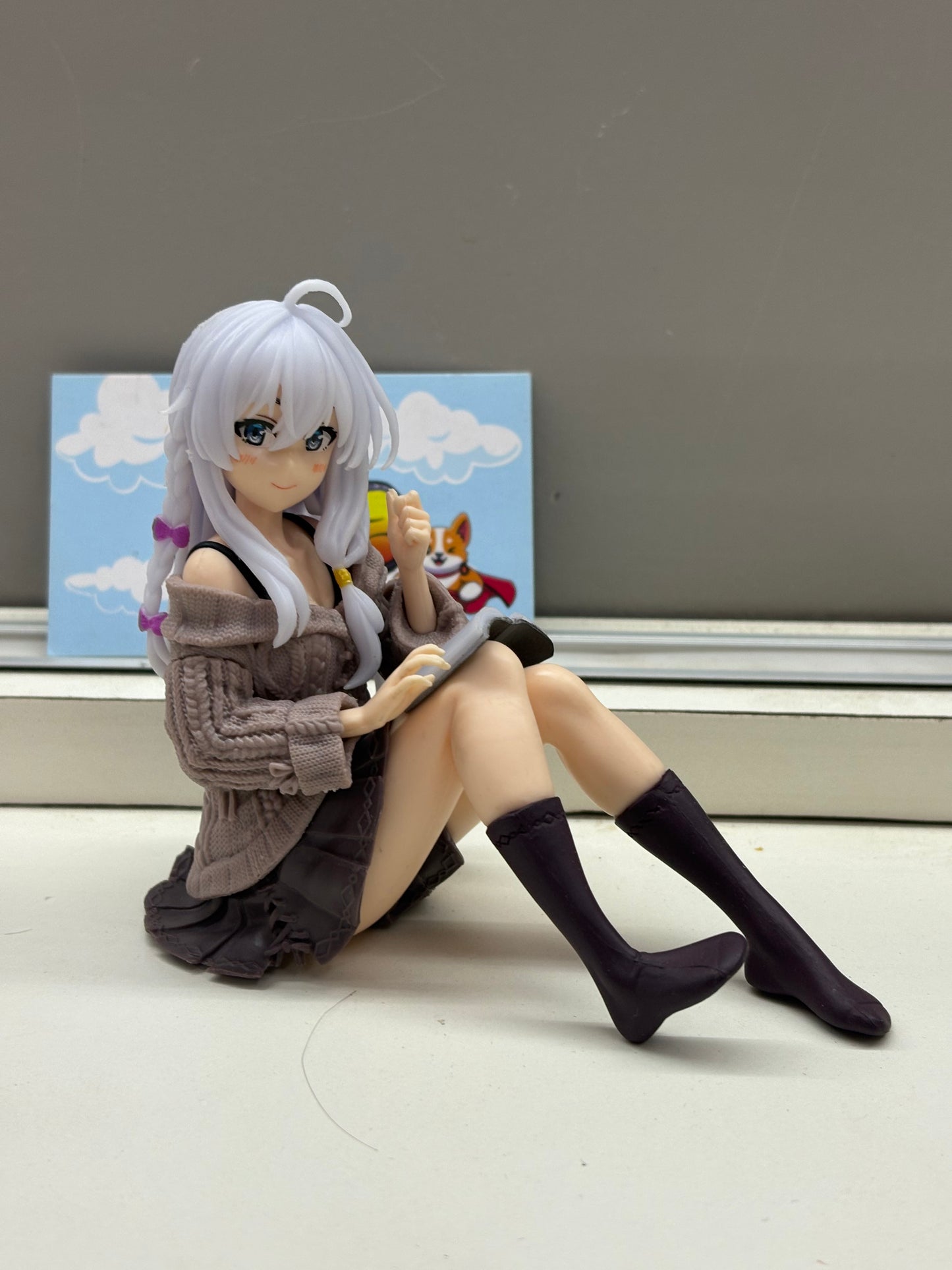 Wandering Witch: The Journey of Elaina Desktop Cute figure.