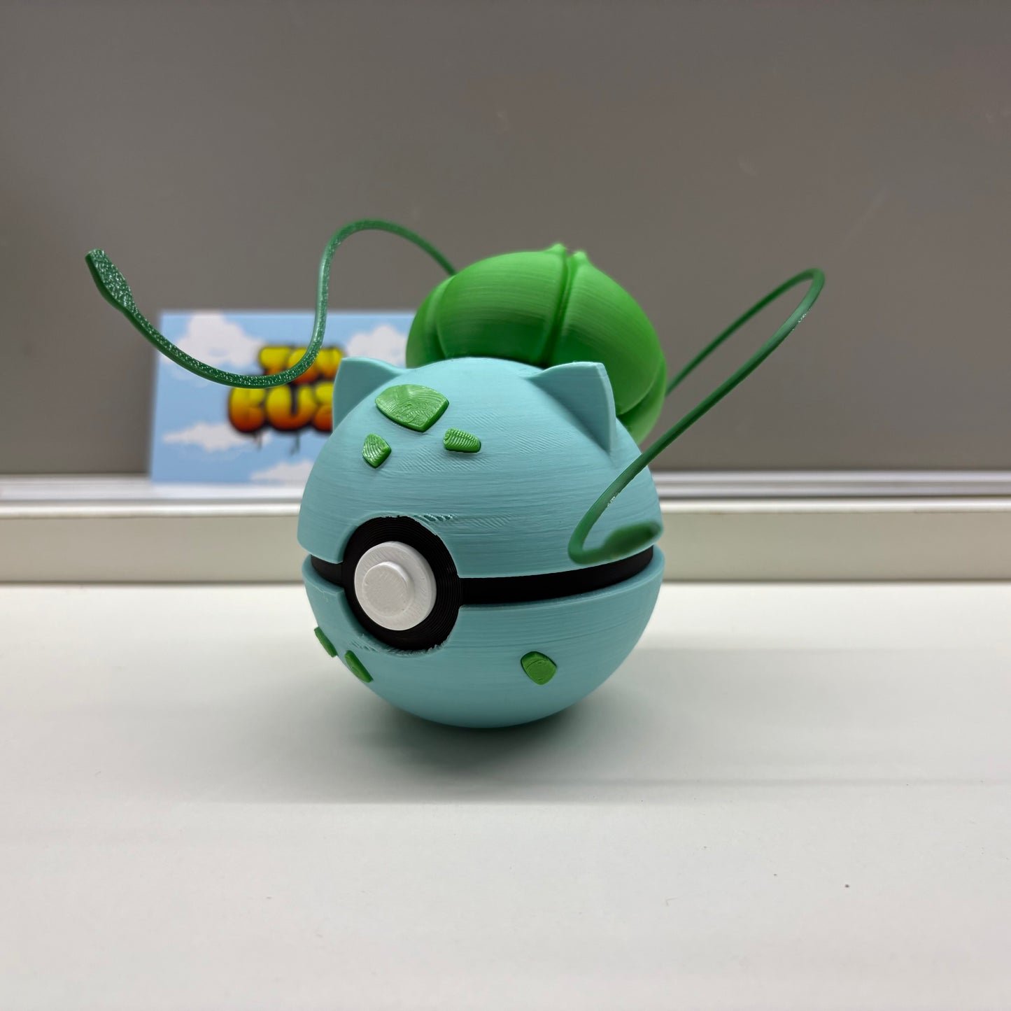 Bulbasaur Pokeball