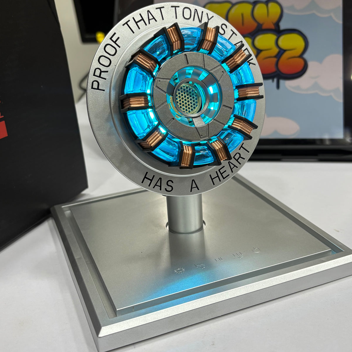 Iron Man Arc Reactor – Proof That Tony Stark Has a Heart | Bluetooth Music Speaker with LED Lights