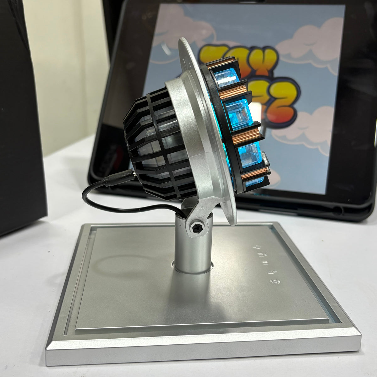 Iron Man Arc Reactor – Proof That Tony Stark Has a Heart | Bluetooth Music Speaker with LED Lights