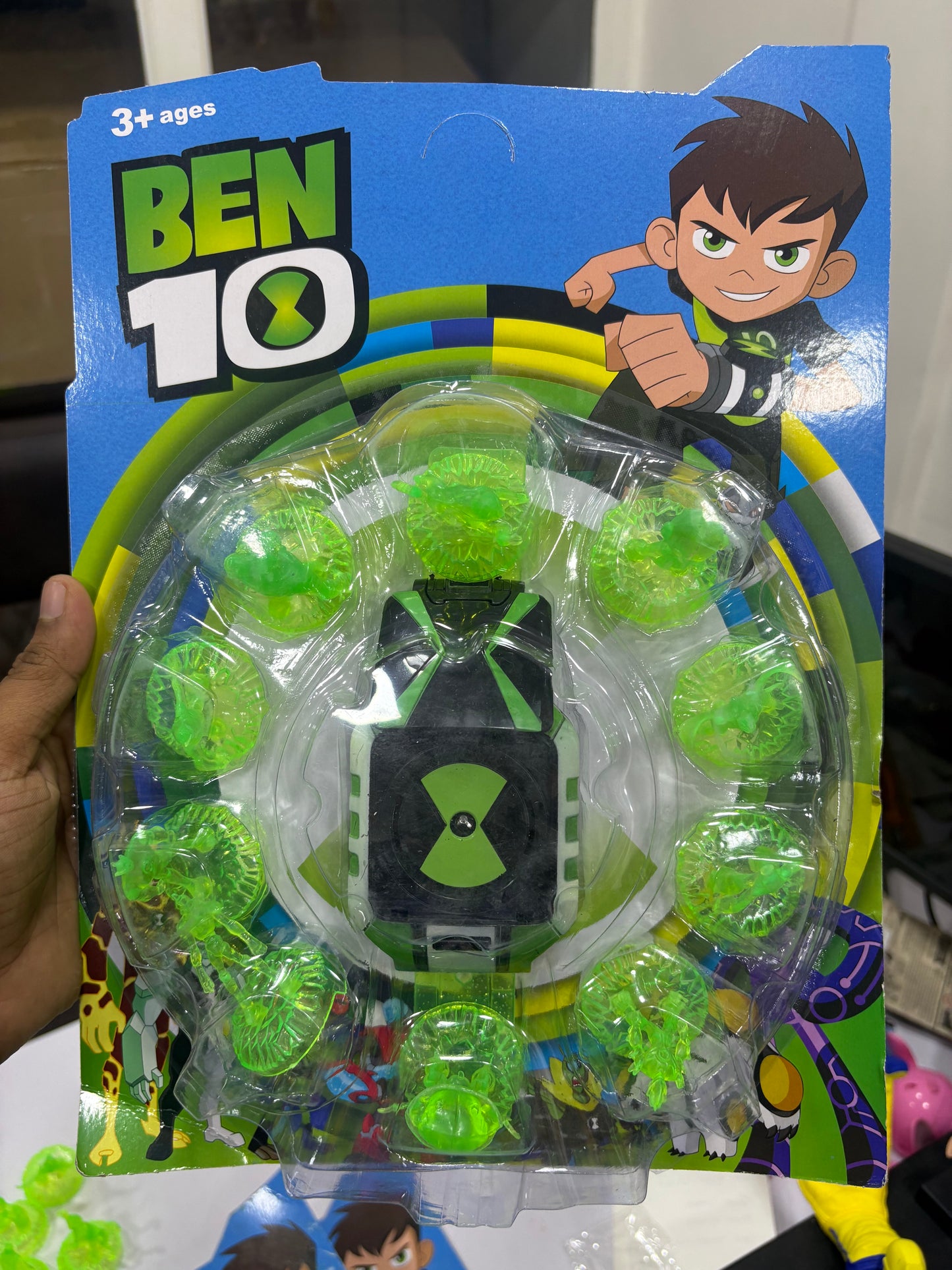 Ben 10 Omnitrix with 10 Alien