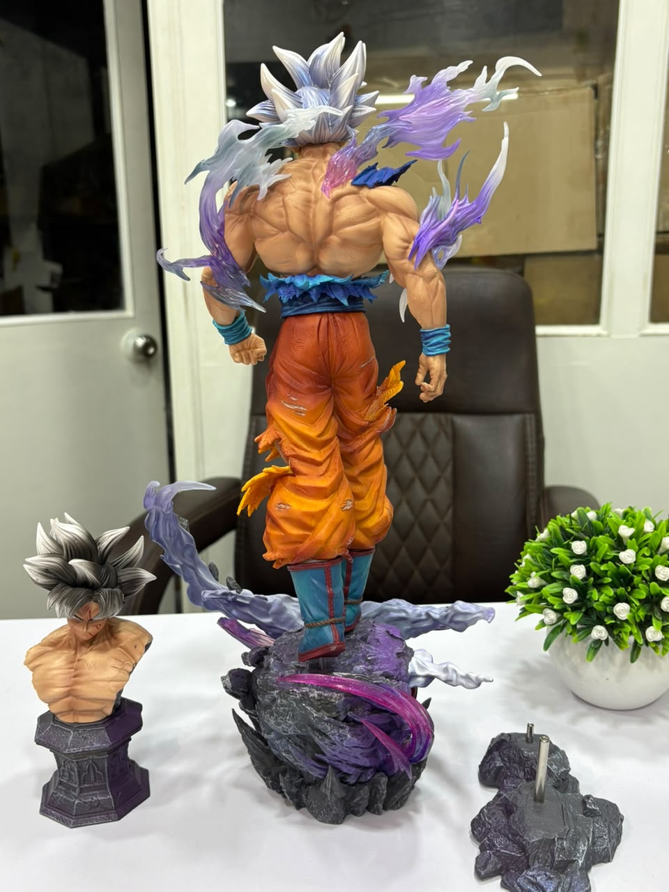 Goku ultra instinct | Dual head | 45cm | Dragon ballz