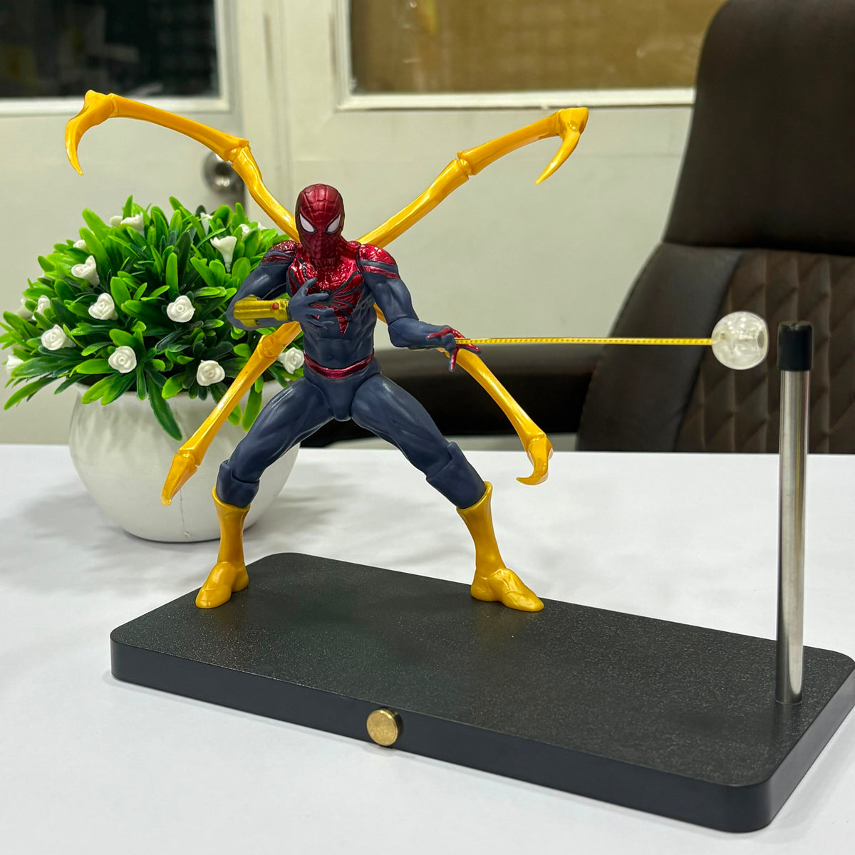 Spiderman magnetic lamp | Ironspiderman figure