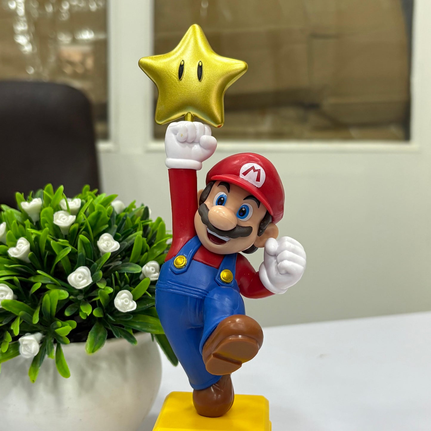 Mario with star statue