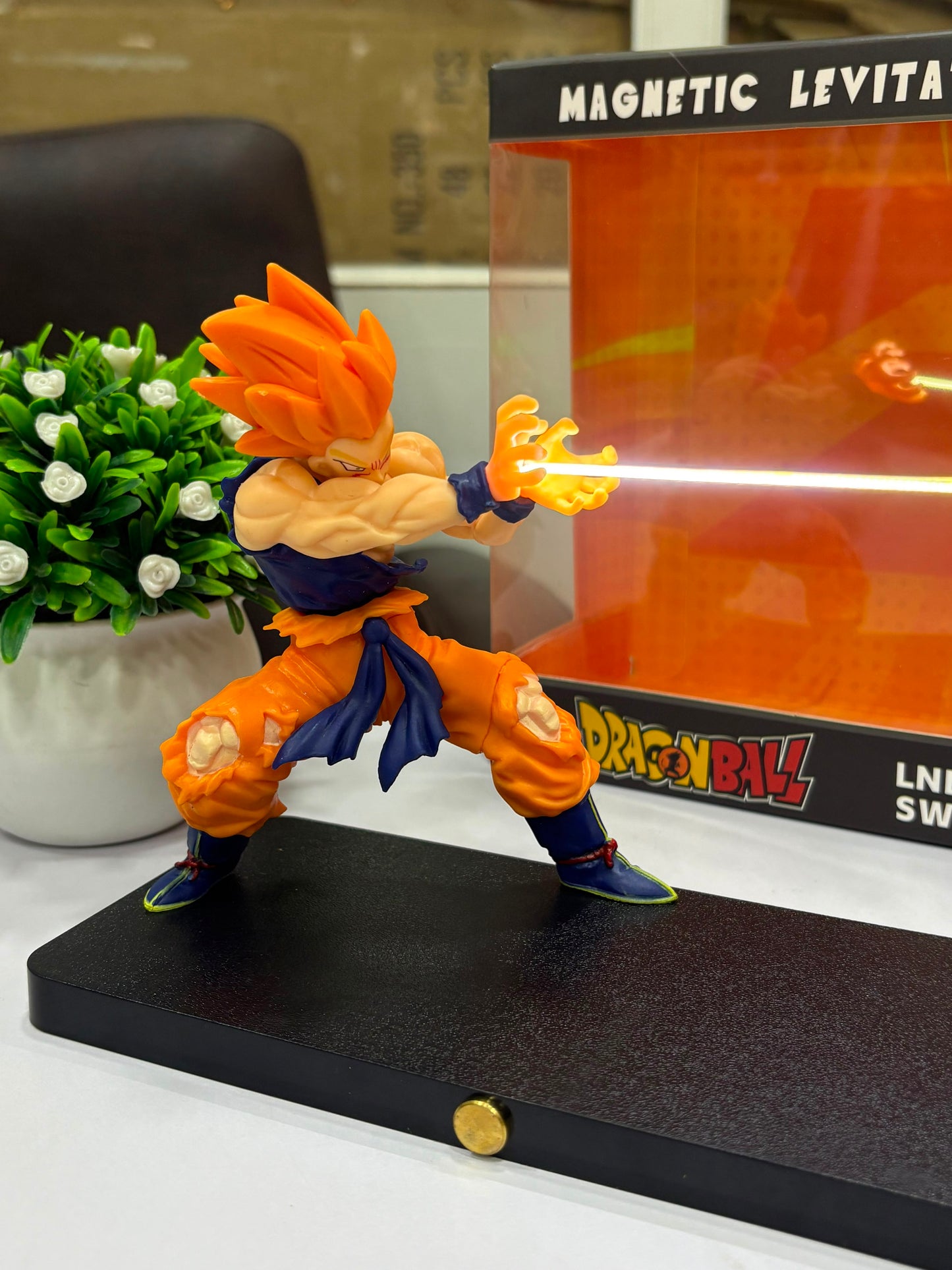 Goku Magnetic Lamp