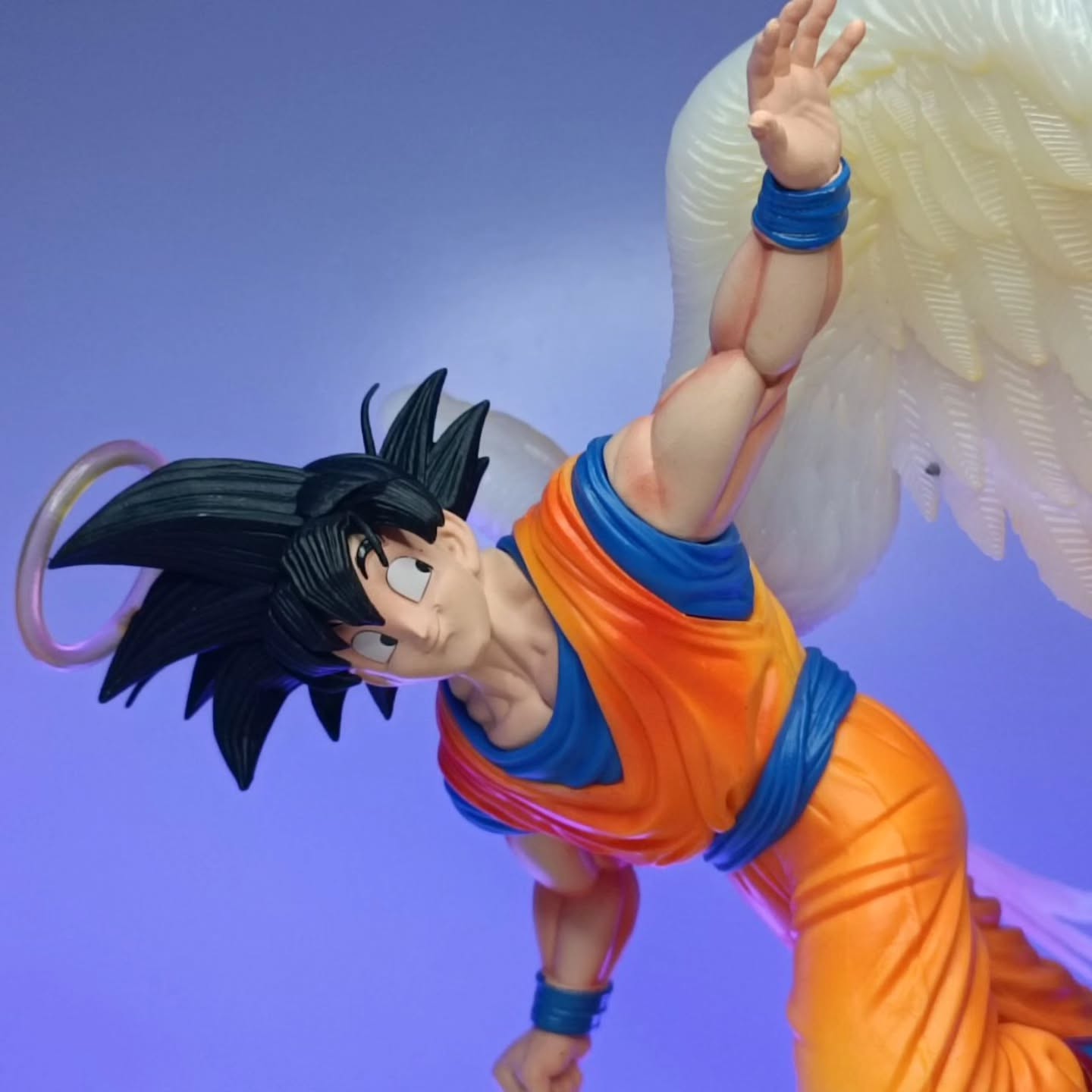 Wings Goku Figure