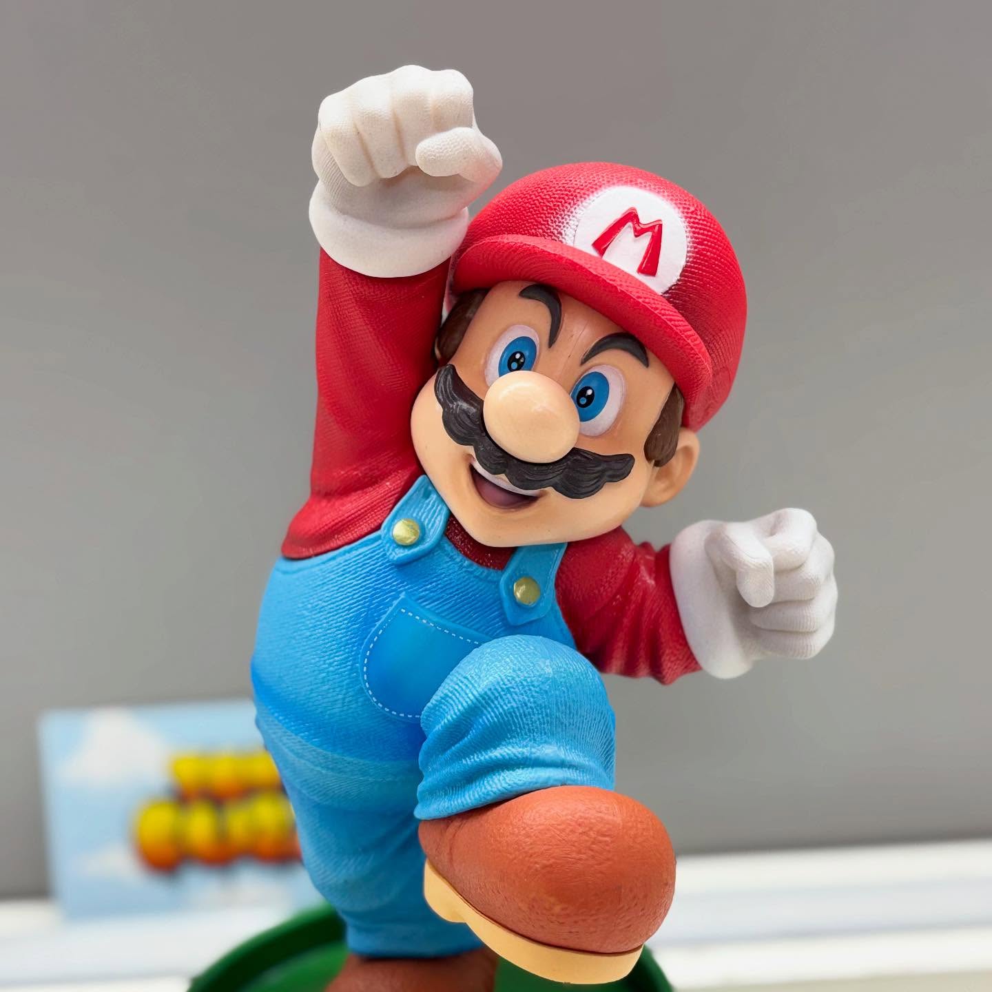 Super Mario Figure