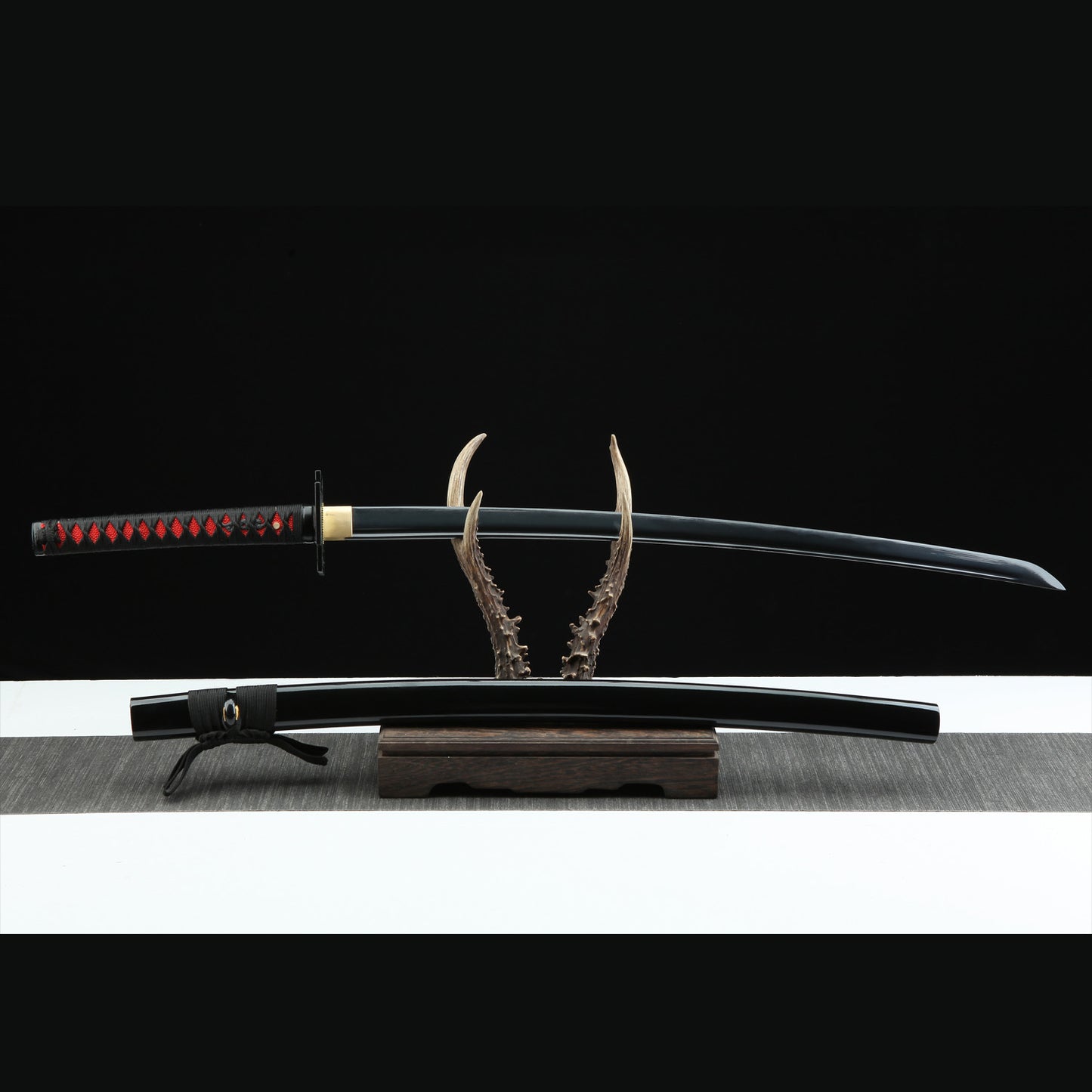 Ichigo Life Size Wooden Katana | 108cm | Non Led
