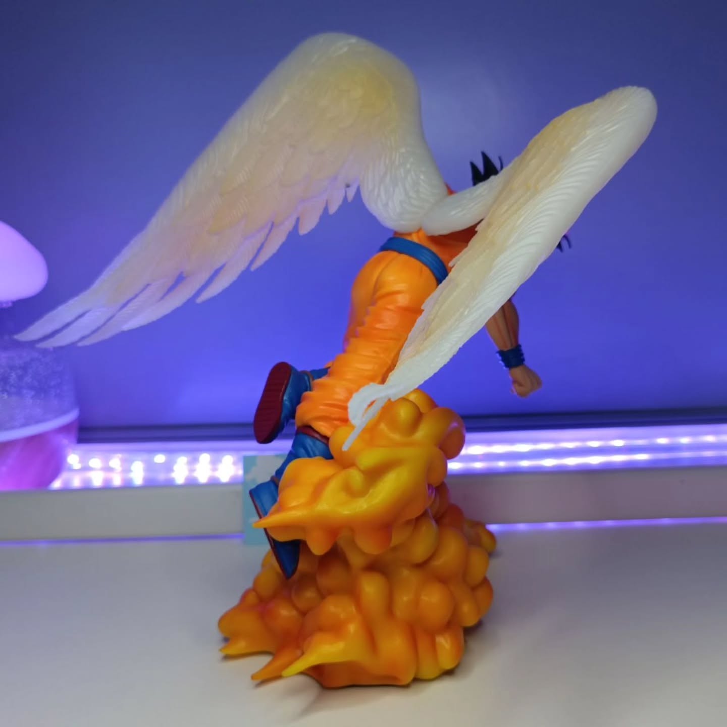 Wings Goku Figure