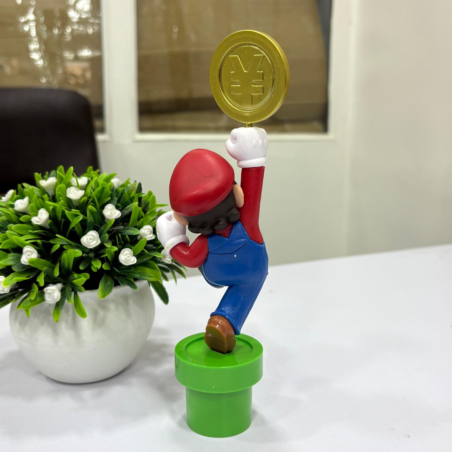 Mario with coin statue | Game Figure