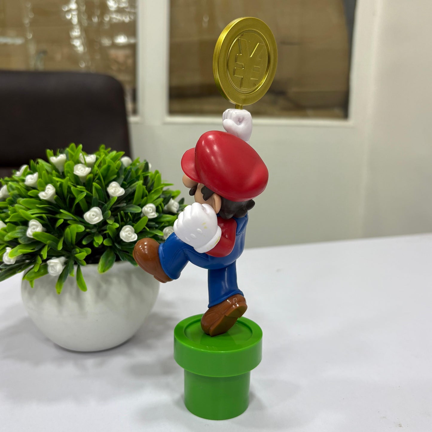 Mario with coin statue | Game Figure