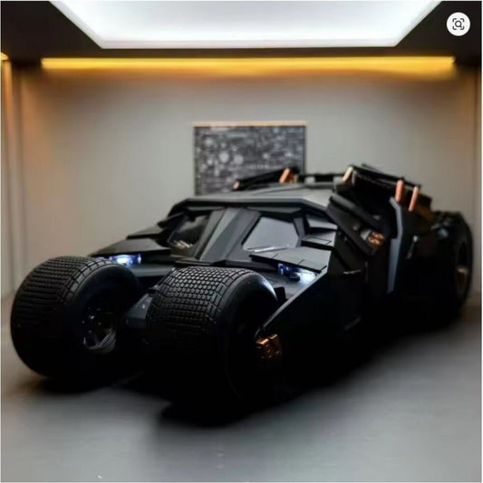 QY Toys 1:18 scale die-cast Batmobile Tumbler model
