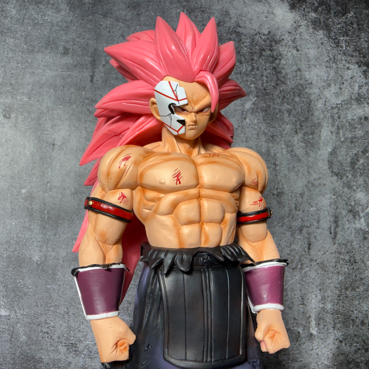Rose gold Goku ssj3 | 30cm | Magnetic mask | Dragon ballz