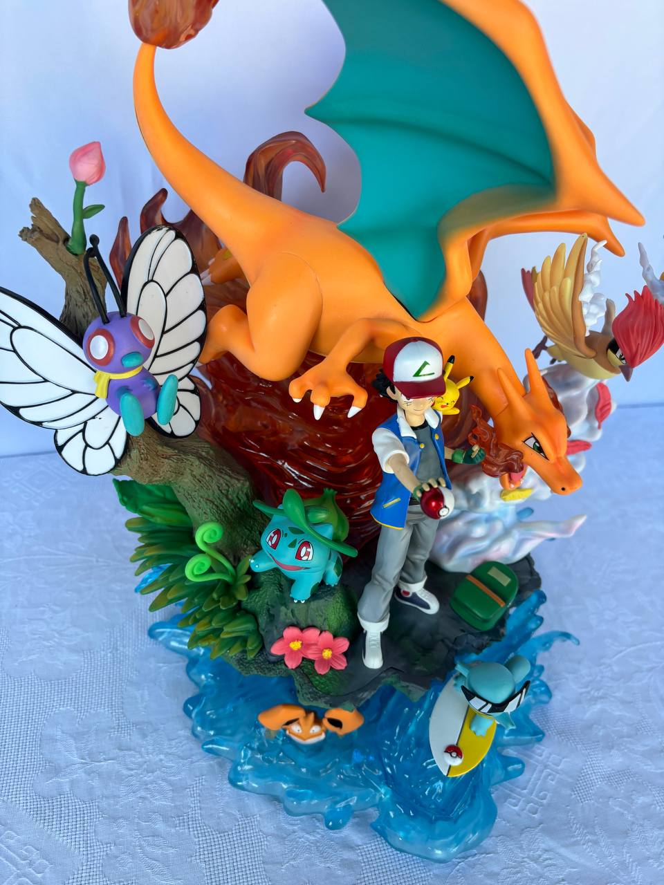 Ash with all Pokemon Figure | Charizard, pikachu , square| 41cm | Premium figure