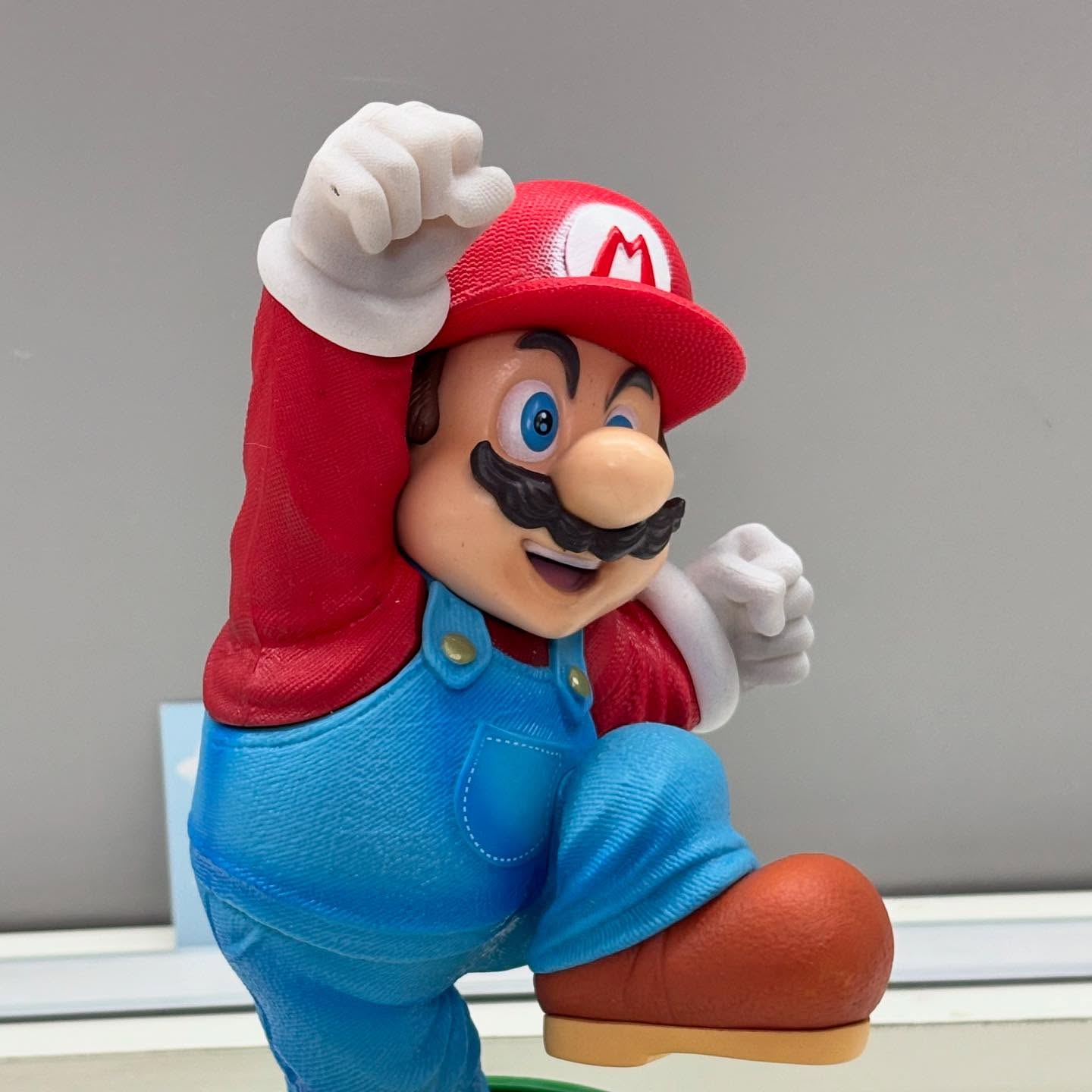Super Mario Figure