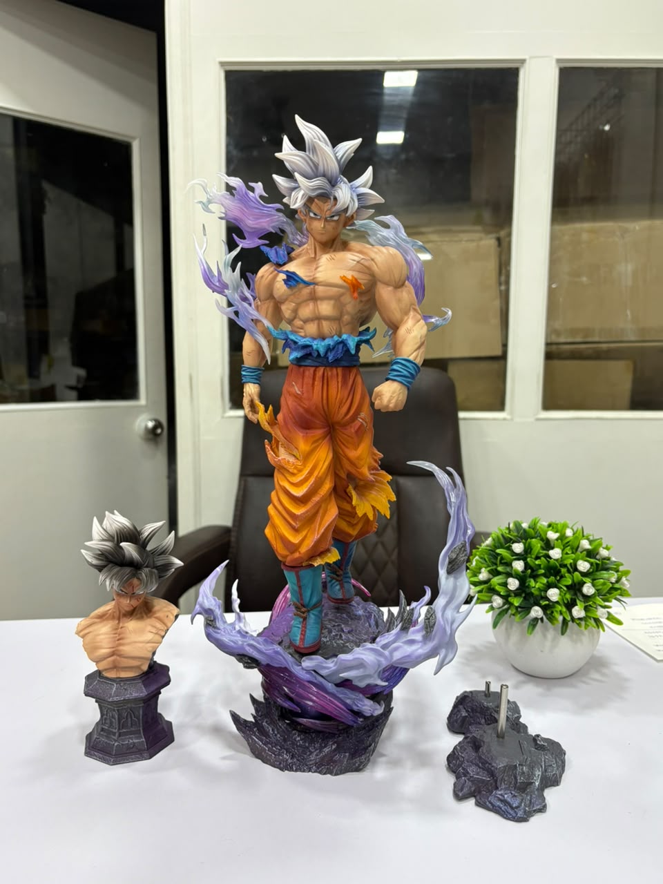 Goku ultra instinct | Dual head | 45cm | Dragon ballz