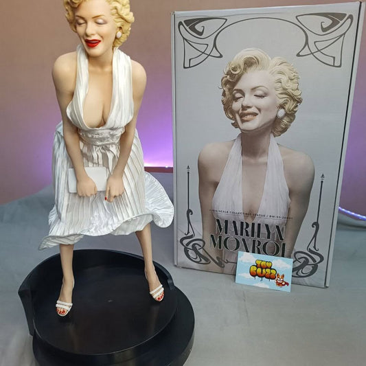 Marylin Monroe Figure