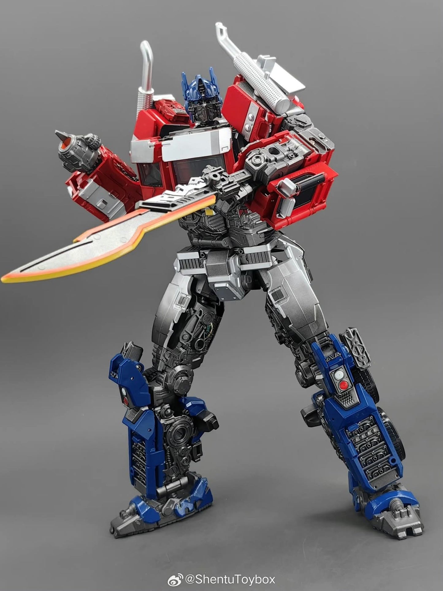 Optimus Prime | Interstellar Knight | Transforming Action figure