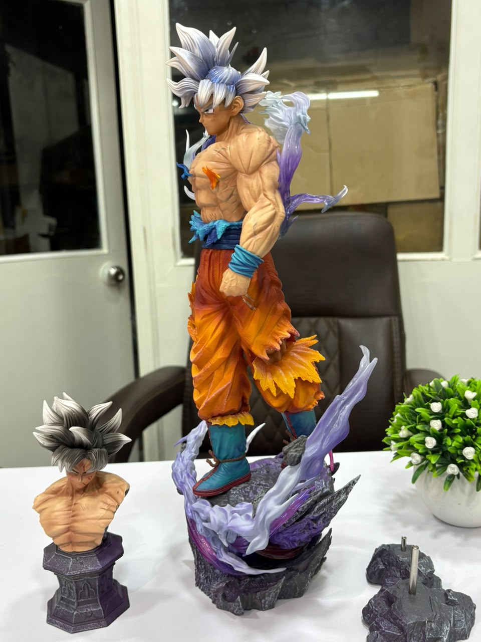 Goku ultra instinct | Dual head | 45cm | Dragon ballz
