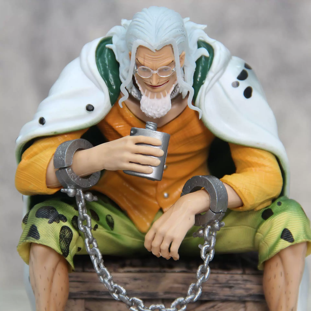 One Piece – Rayleigh 15cm Figure | one piece