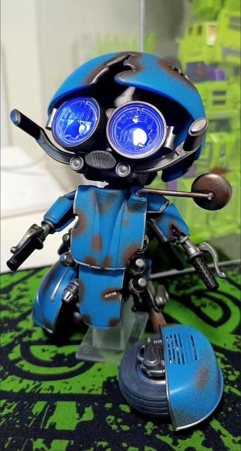 Herocross Hybrid Metal Figuration (HMF #063) Autobot Sqweeks collectible figure.