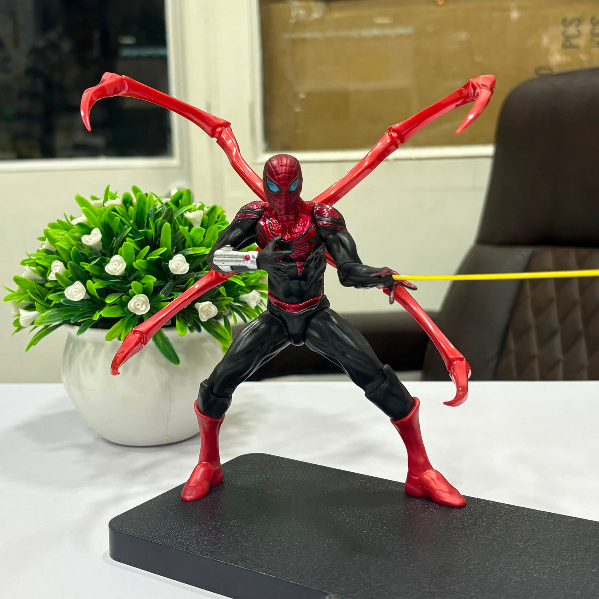 Spiderman magnetic lamp | Ironspiderman figure