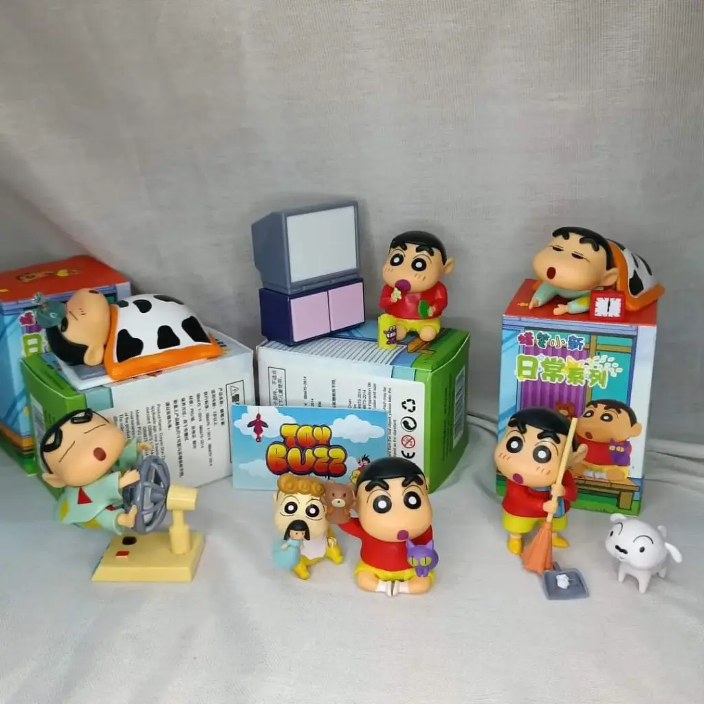 52 TOYS SHINCHAN FIGURE SET