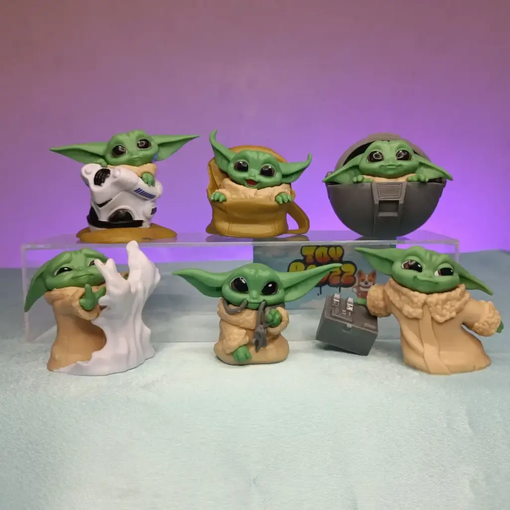 BABY YODA FIGURE SET