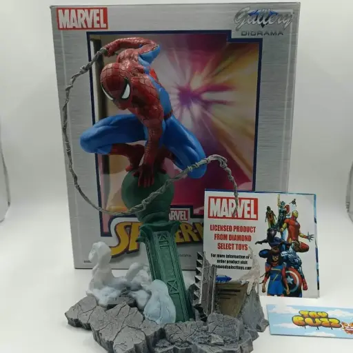 SPIDERMAN FIGURE