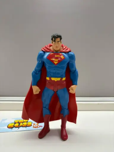 SUPERMAN ACTION FIGURE