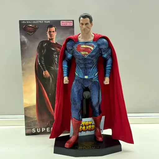 SUPERMAN FIGURE